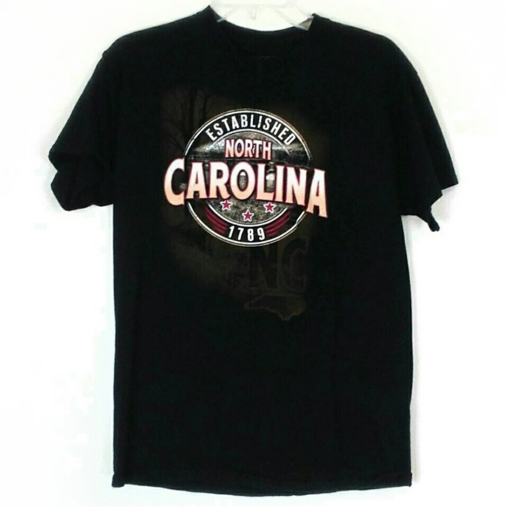 Classic Teaze North Carolina T-Shirt Size Medium